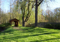 hiking trail to Bonneyville Mill County Park